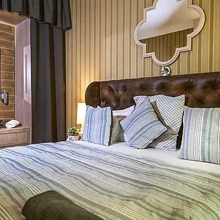 Hotel Oxigen Family